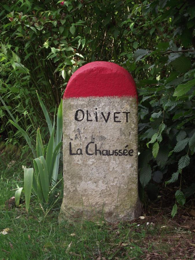 La Chaussee D'Olivet En Mayenne Exteriör bild